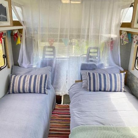 St Ives Lily Cosy Campervan With Sea Views & Amazing Sunrises מראה חיצוני תמונה