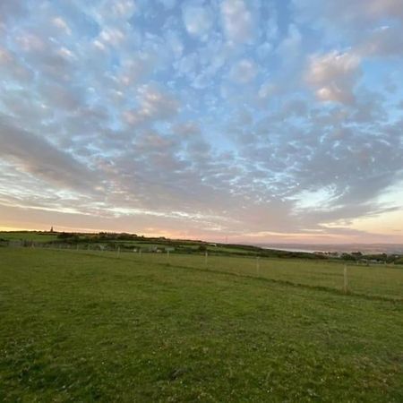 St Ives Lily Cosy Campervan With Sea Views & Amazing Sunrises מראה חיצוני תמונה